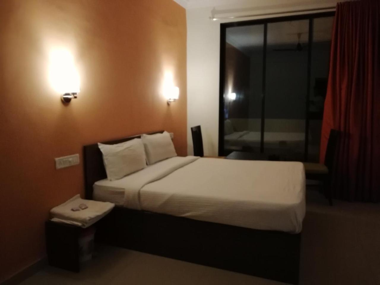 Elite Inn Lonavala Luaran gambar