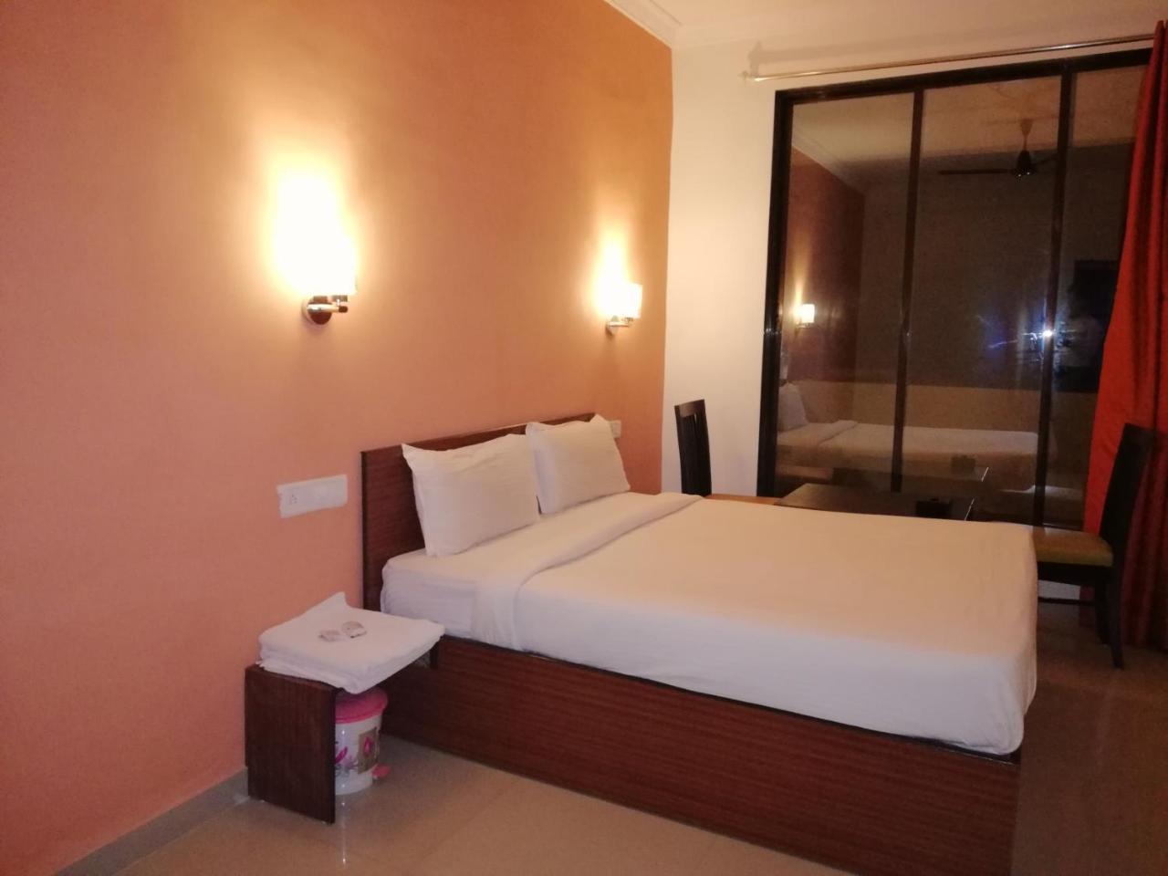Elite Inn Lonavala Luaran gambar